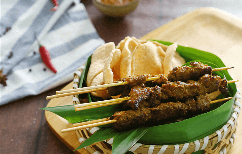 沙爹牛肉配龙虾片